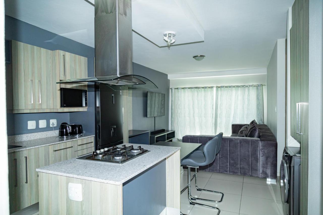 The Atrium Sandton 2 Bedroom Apartment - B&B