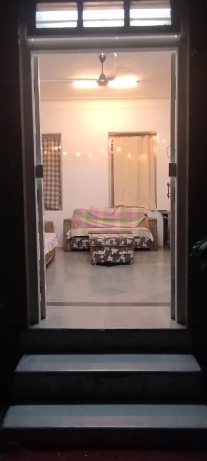 B&B Pune - Madhav Bhavan Guest House - Bed and Breakfast Pune