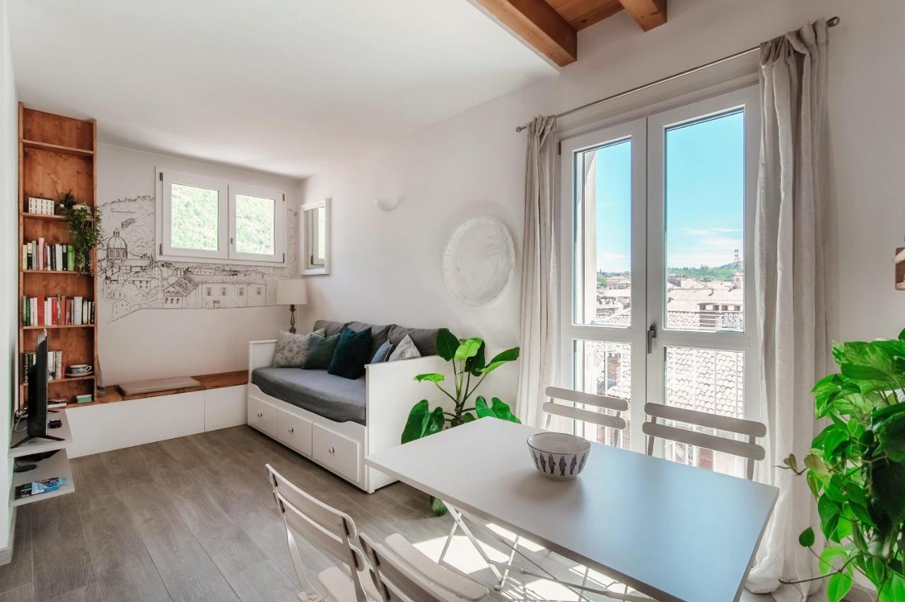 Casa Luna by Quokka 360 - City Centre Stay with Cathedral View - Ferienwohnung Como