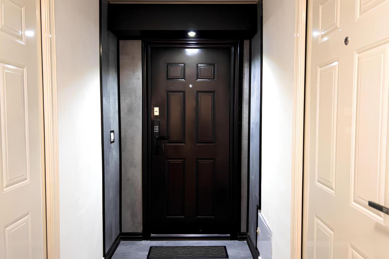 Karas Lux Apartment - B&B
