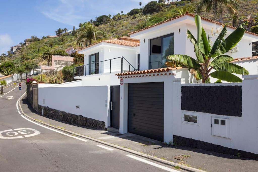 Sunny Island Villa Sauzal - B&B