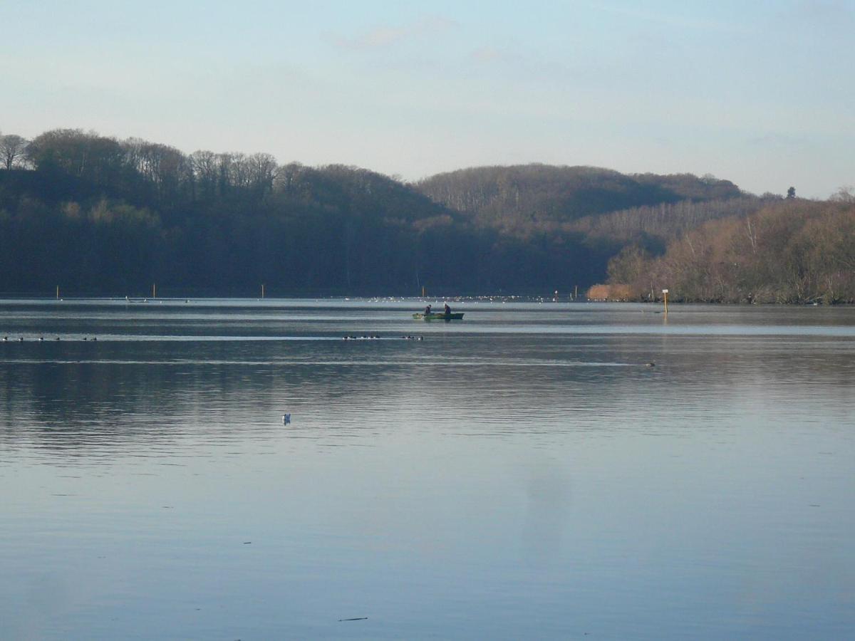 FEWO PHÖNIX Nähe Baldeneysee - B&B