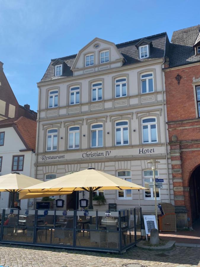 B&B Glückstadt - Hotel & Restaurant Christian IV - Bed and Breakfast Glückstadt