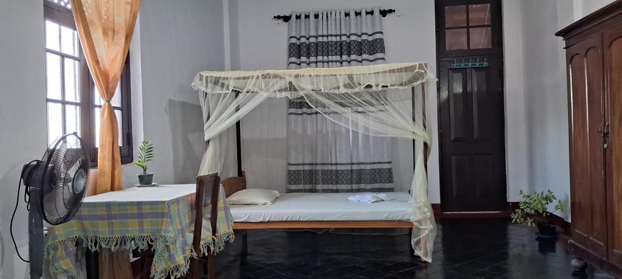 B&B Galle - Jesuit Residence - Bed and Breakfast Galle