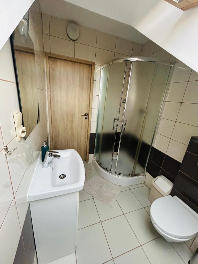Deluxe Double Room with Shower