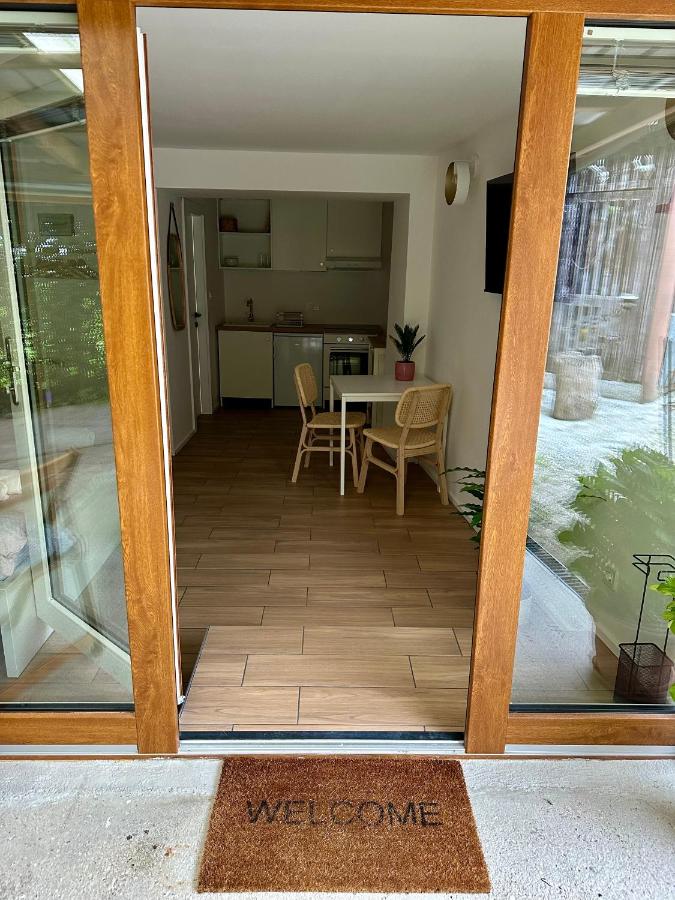 Studio with Terrace