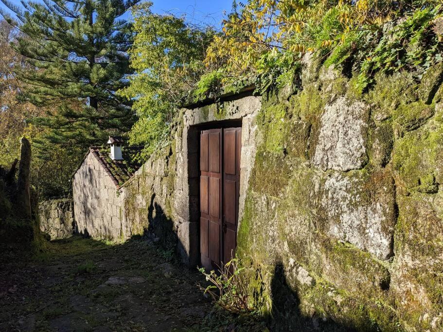 Casita de piedra en la naturaleza a 10 min de la playa - Chambres d’hôtes