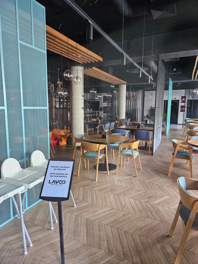 APARTAMENT DELUX KASPROWICZA 20C PRYWATNY Parking Basen Sauna oraz Siłownia W Cenie - Chambres d'hôtes Kołobrzeg
