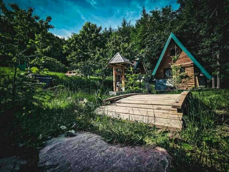 Ljetna bašta "LISIN"Bradina Konjic - B&B