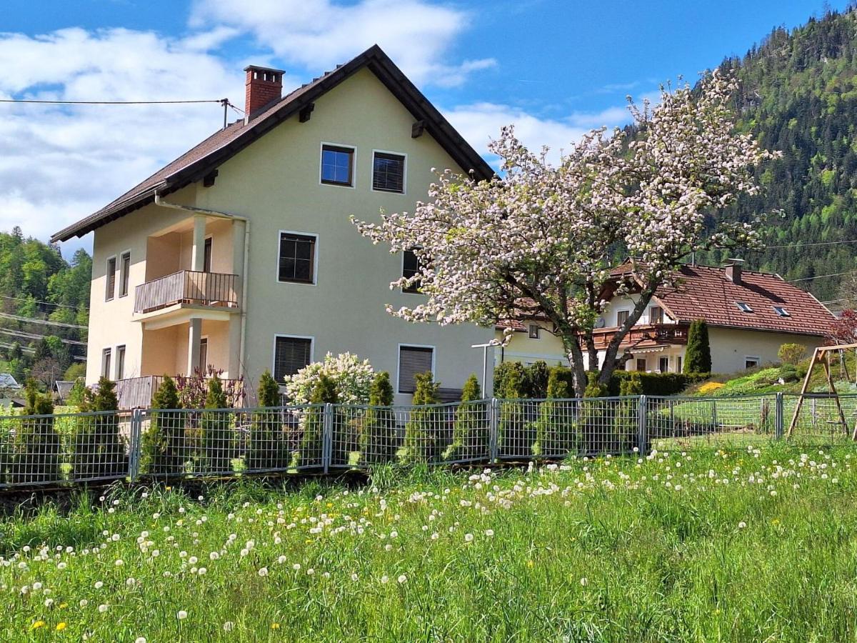 B&B Laas - Holiday home in the ski area in Kötschach-Mauthen - Bed and Breakfast Laas