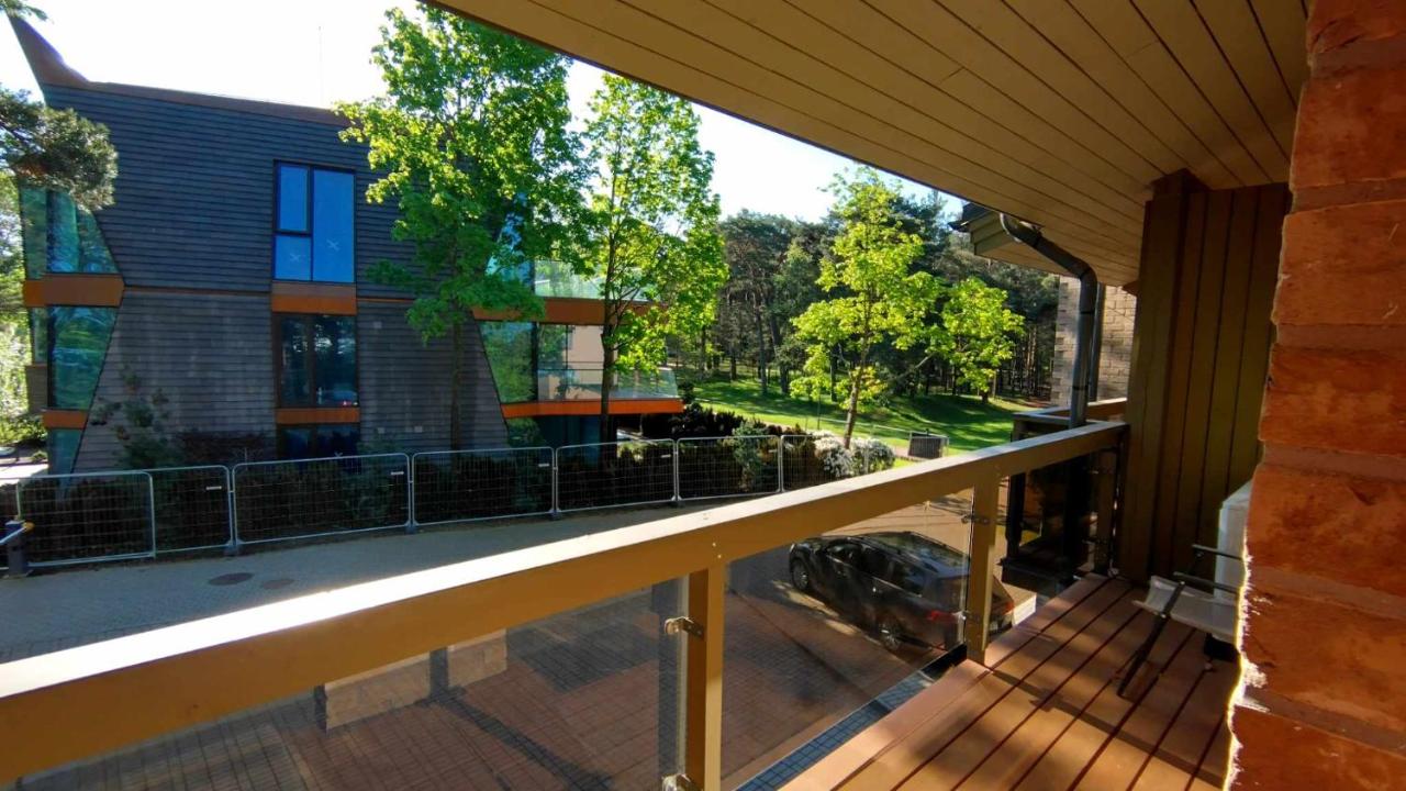 One-Bedroom Apartment with Balcony