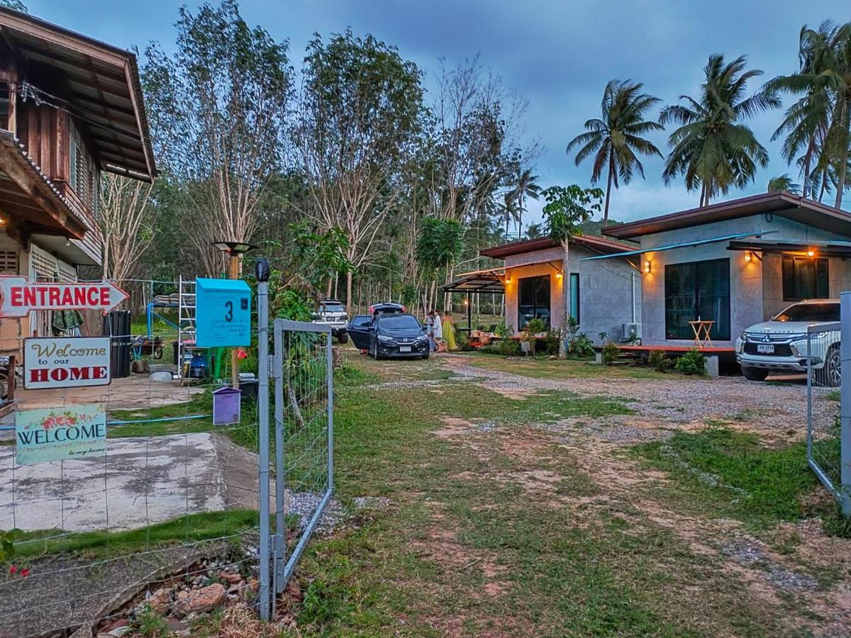 Eco Ventures Homestay (โฮมสเตย์ลุงบอส) - B&B Chumphon