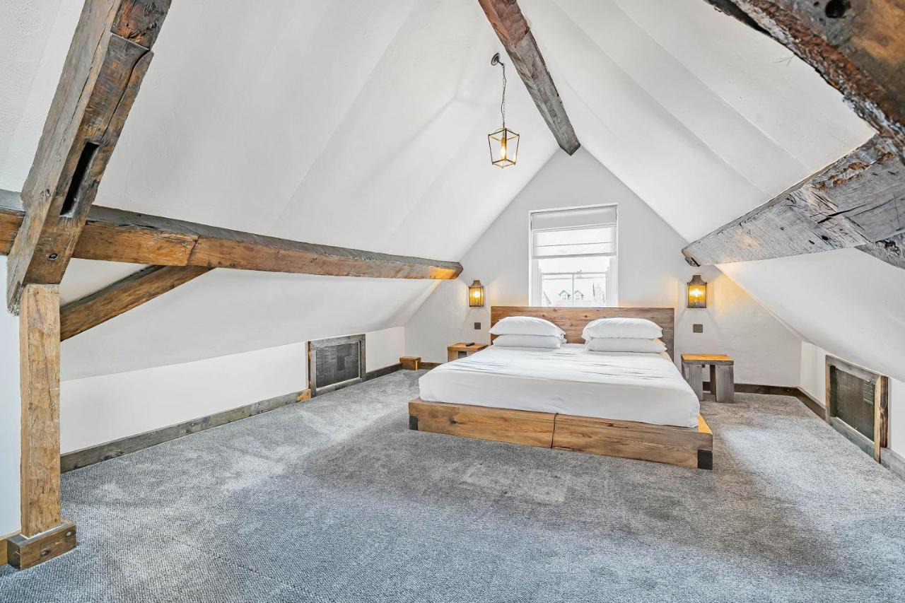 Quirky Retreats - Chester Rose - B&B