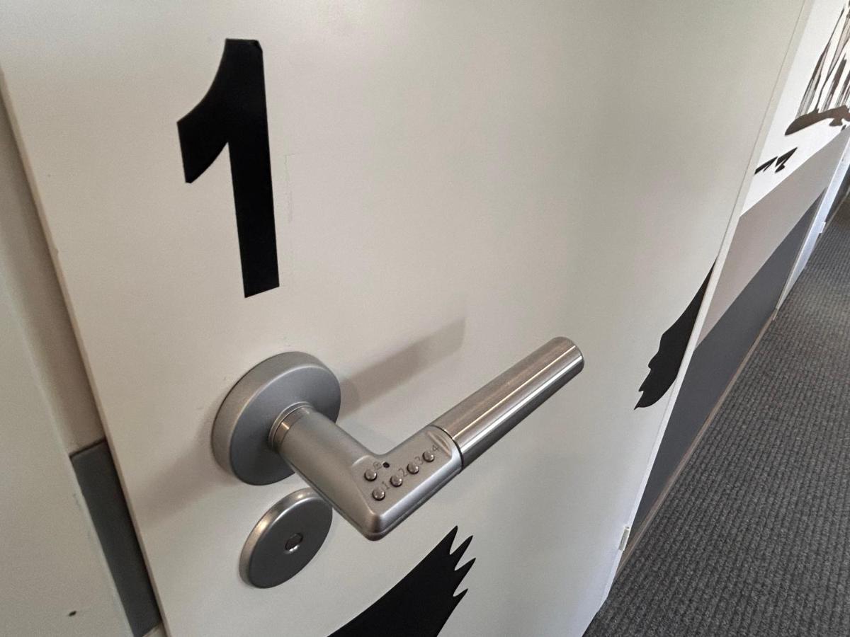 Standard Twin Room with Shared Bathroom