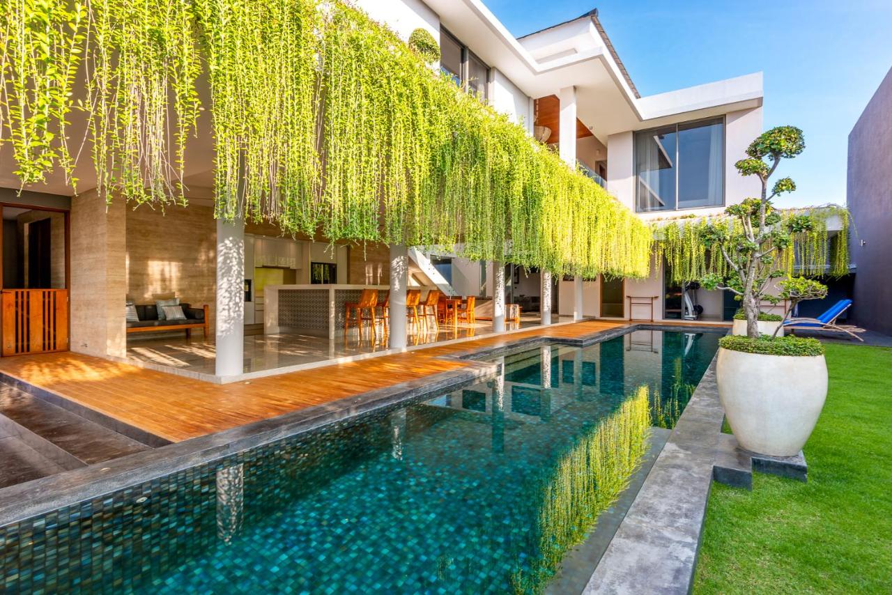 Villa Eighty8 Private Residence with Gym & 20m Pool - Ferienwohnung Kerobokan