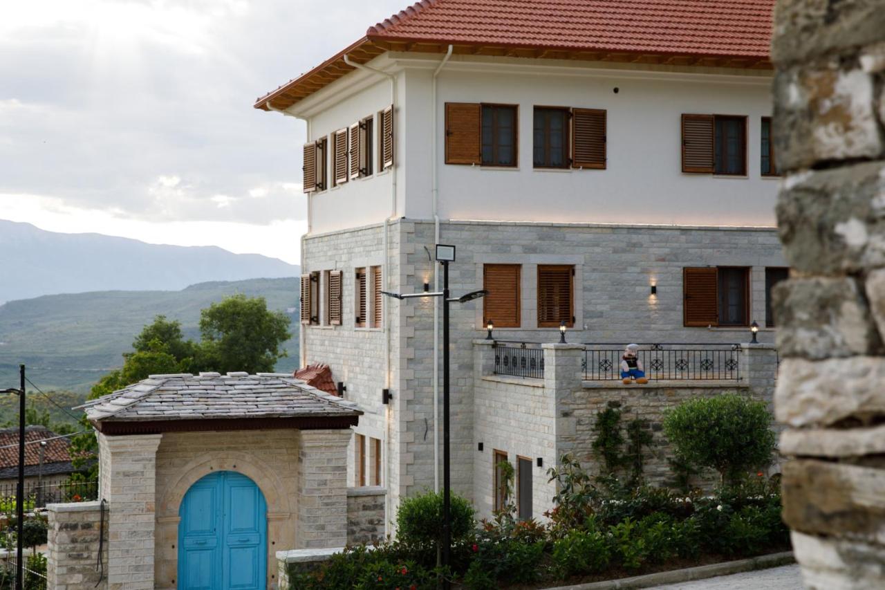 B&B Gjirokastër - Bujtina Sophie - Bed and Breakfast Gjirokastër