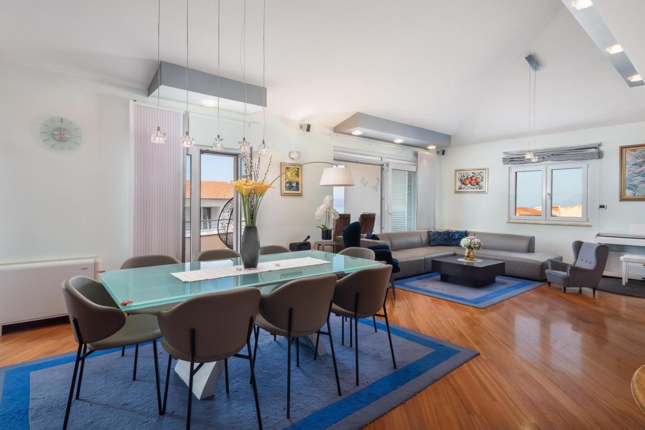 Four-Bedroom Penthouse Apartment