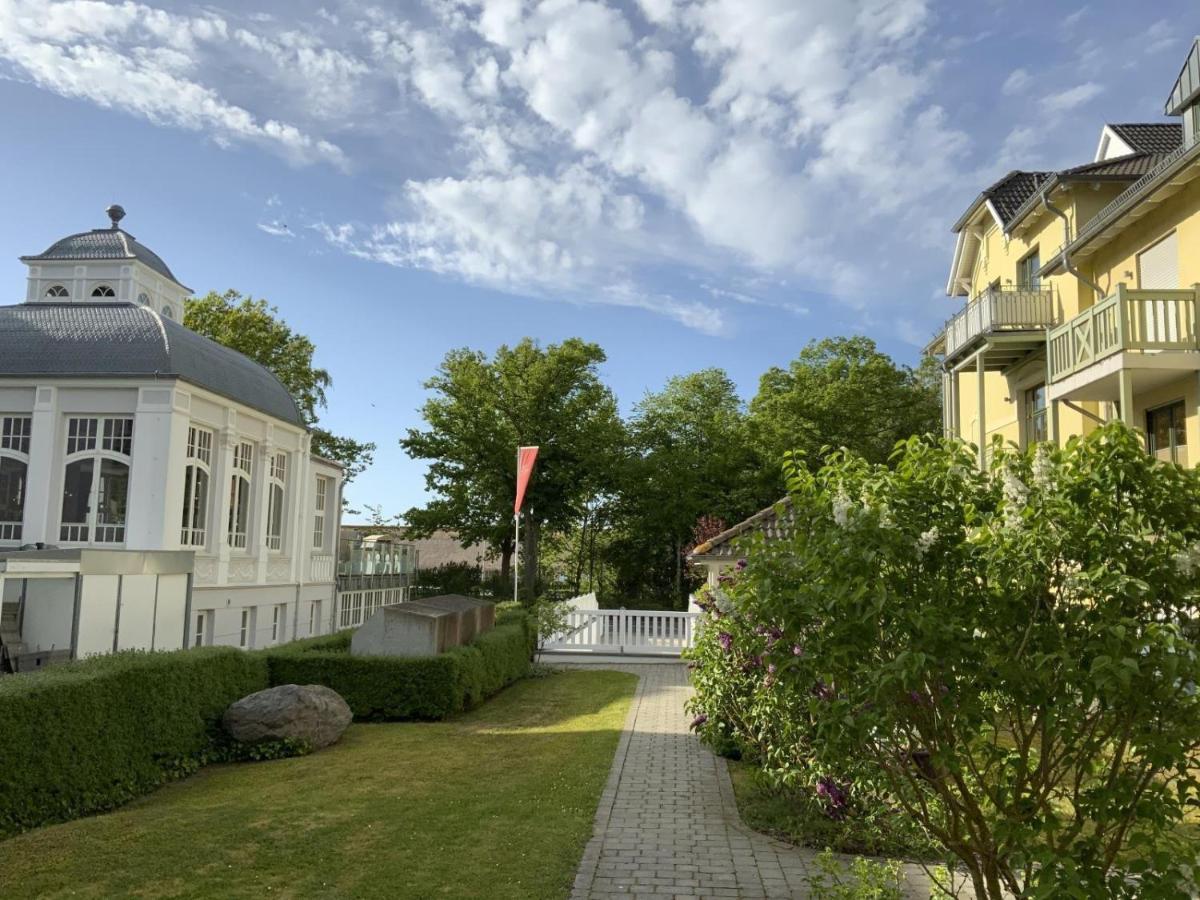 Villa Laura 1 03 in Kühlungsborn Ost mit Terrasse - B&B Ostseebad Kühlungsborn