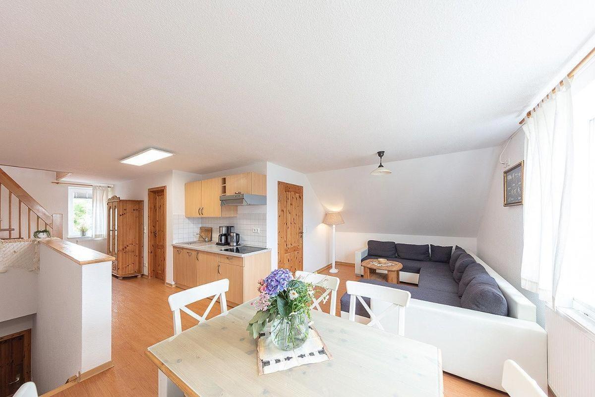FeWo Möwenblick für max 6 Gäste mit Garten - Ferienwohnung