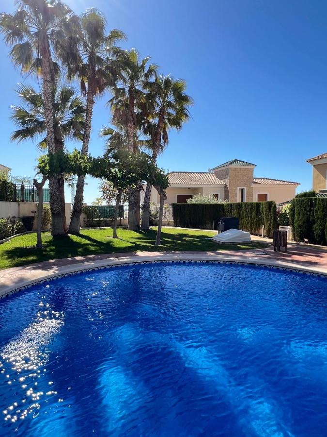 Villa Los Olivos Altaona Golf - B&B
