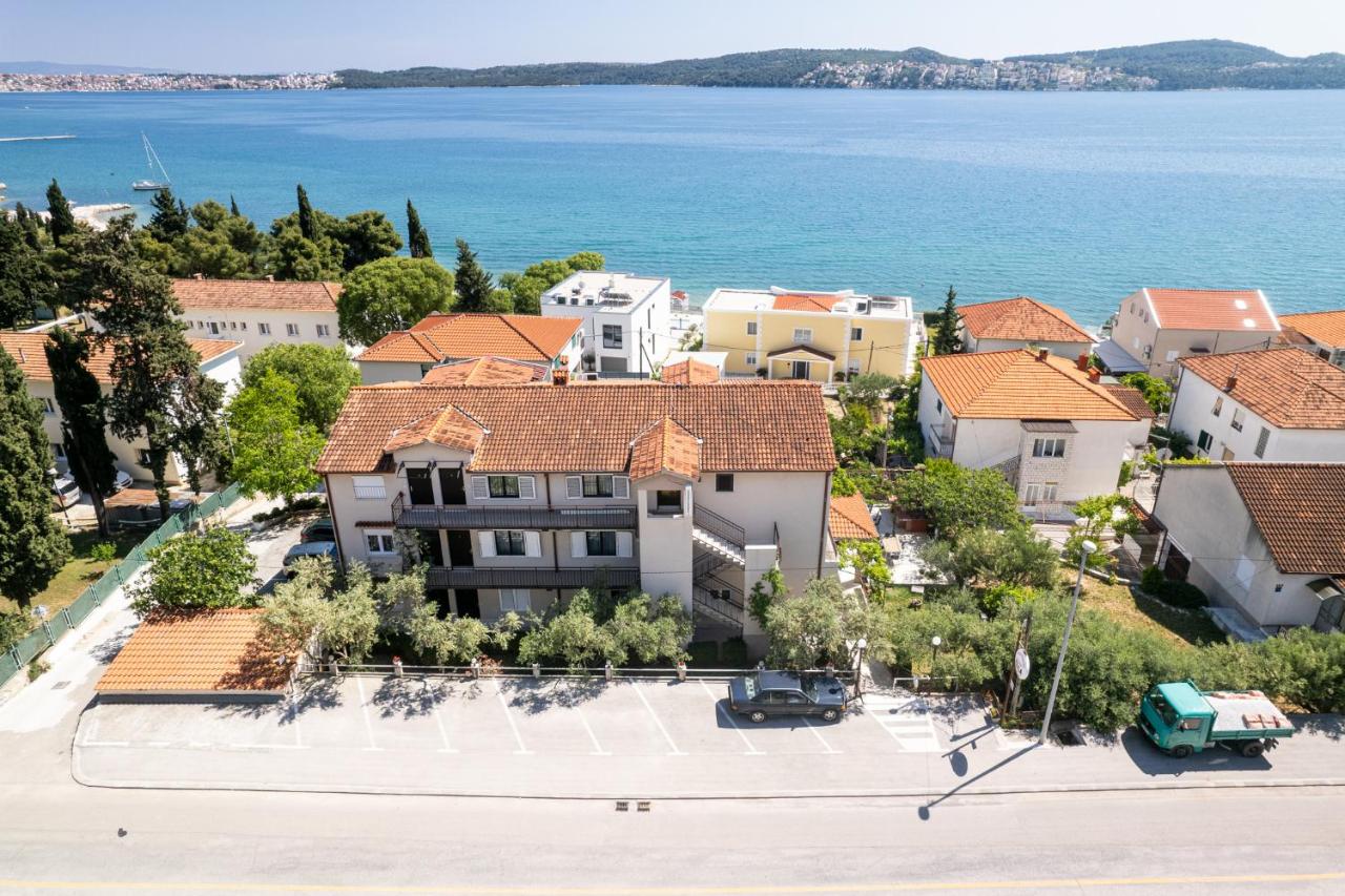 One-Bedroom Apartment with Balcony and Sea View