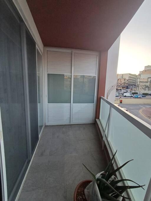 Large 3 bedroom - central Bugibba - B&B San Pawl il-Baħar