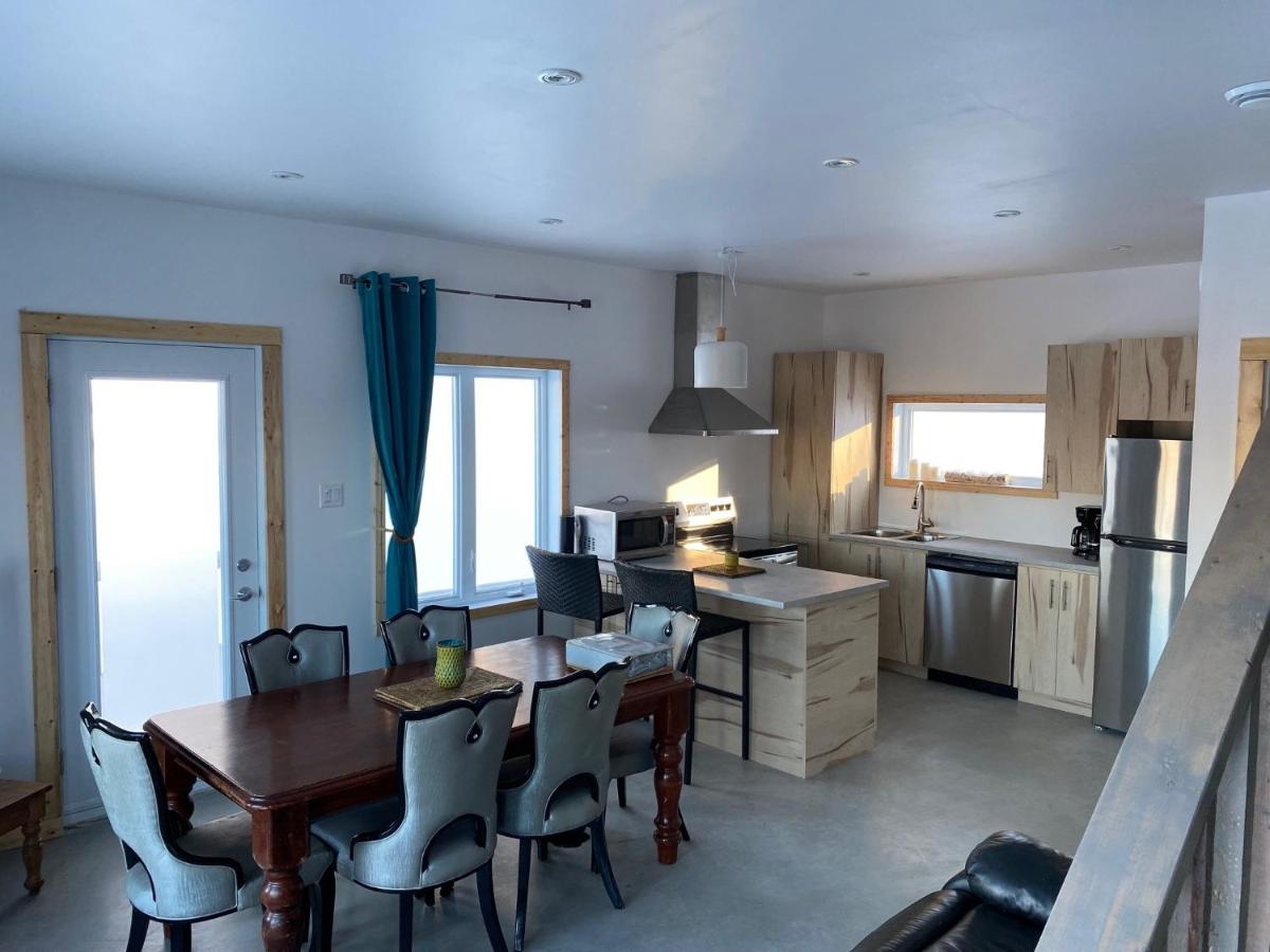 Chalet Mont Édouard de 4 unités - Ferienwohnung L'Anse-Saint-Jean