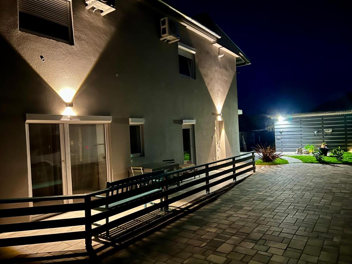Szarkafészek - B&B