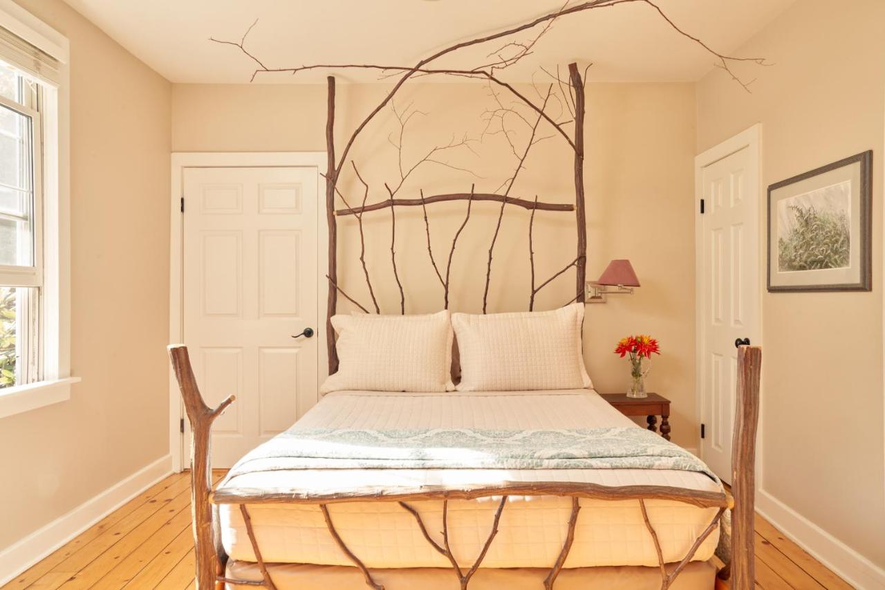Two-Bedroom Suite with Spa Bath- Ironwood