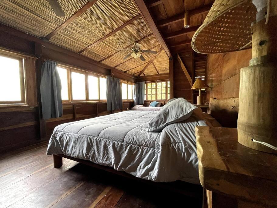 La Hacienda de Las Planadas - next YankeeBeach - B&B Escamequita