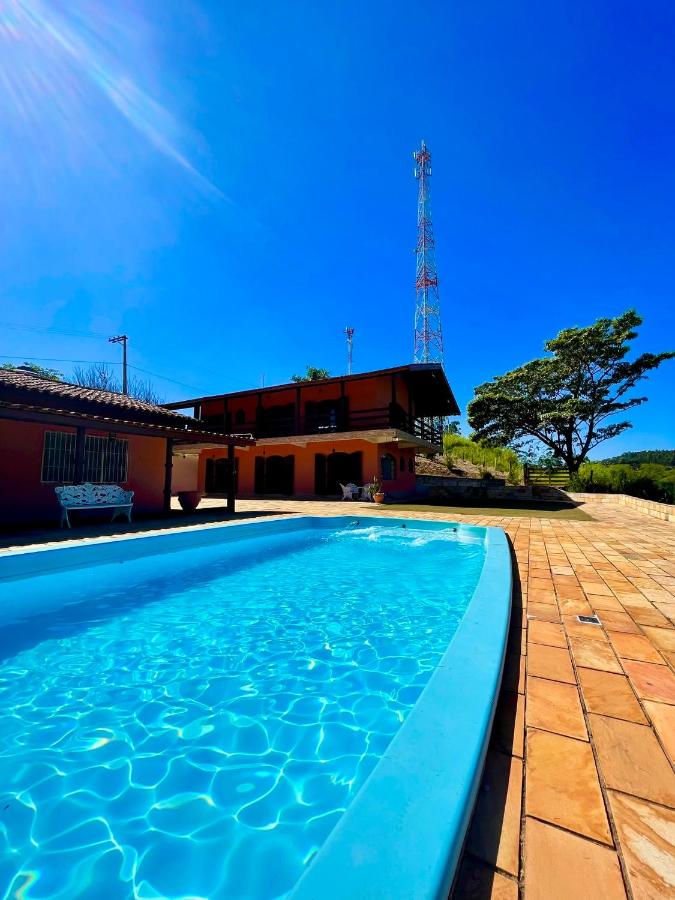 Sítio com vista espetacular - B&B Serra Negra