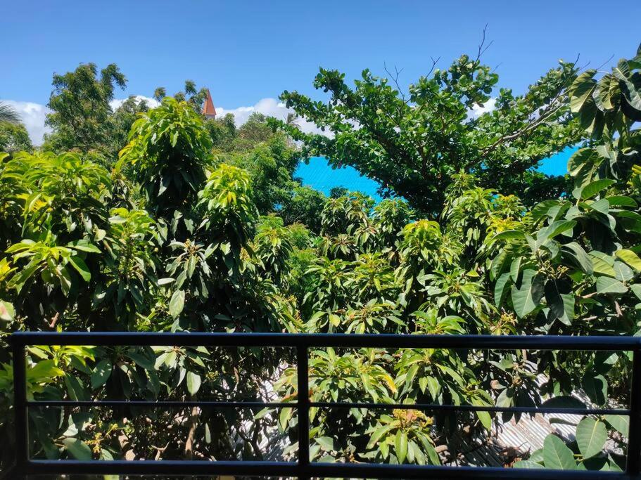 Romantic Sunset Apartment with Balcony 2 min Walk to the Beach - Ferienwohnung