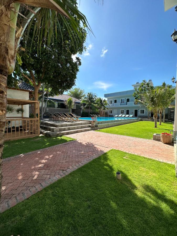 The Winq Hostel