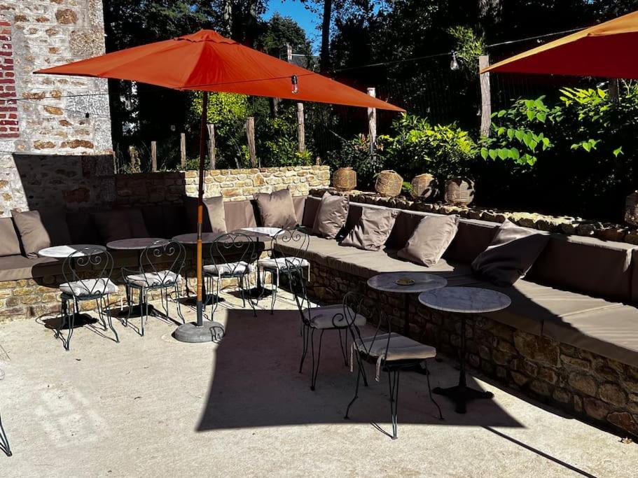VILLA CAROLLES - B&B