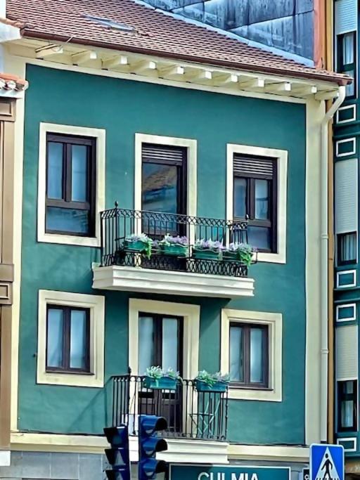 Taraska II - Duplex en centro neuralgico de Bermeo - B&B