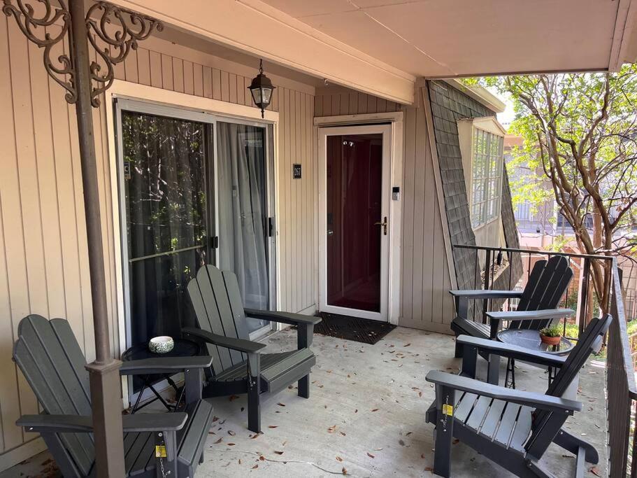 Healing Haven King Bed Suite - Bed and Breakfast
