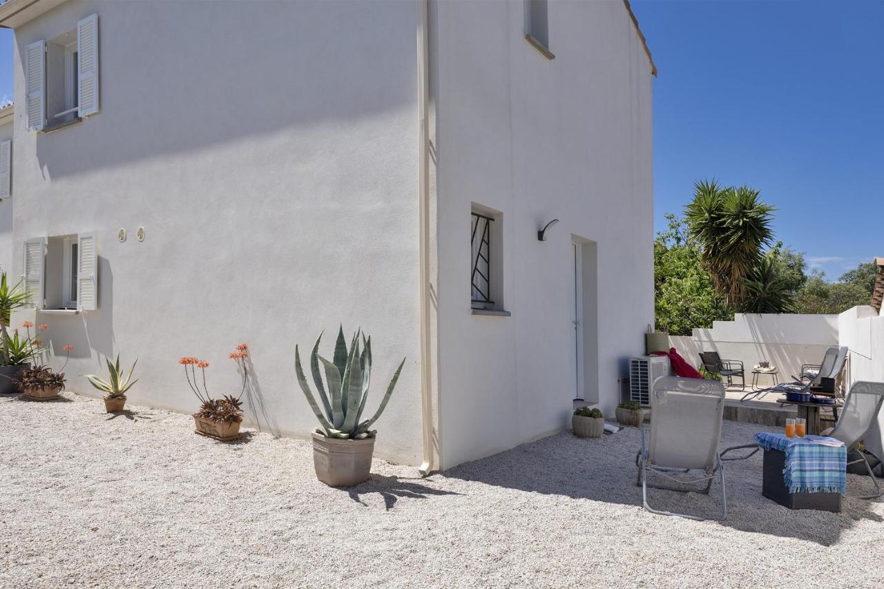 E Case Olivia Casa 2 - B&B