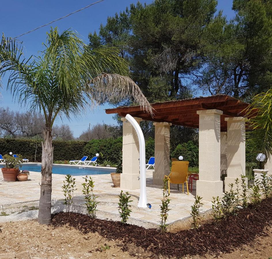 Villa dell'Amicizia, Idylic Italian garden retreat with heated pool - Chambres d'hôtes Oria
