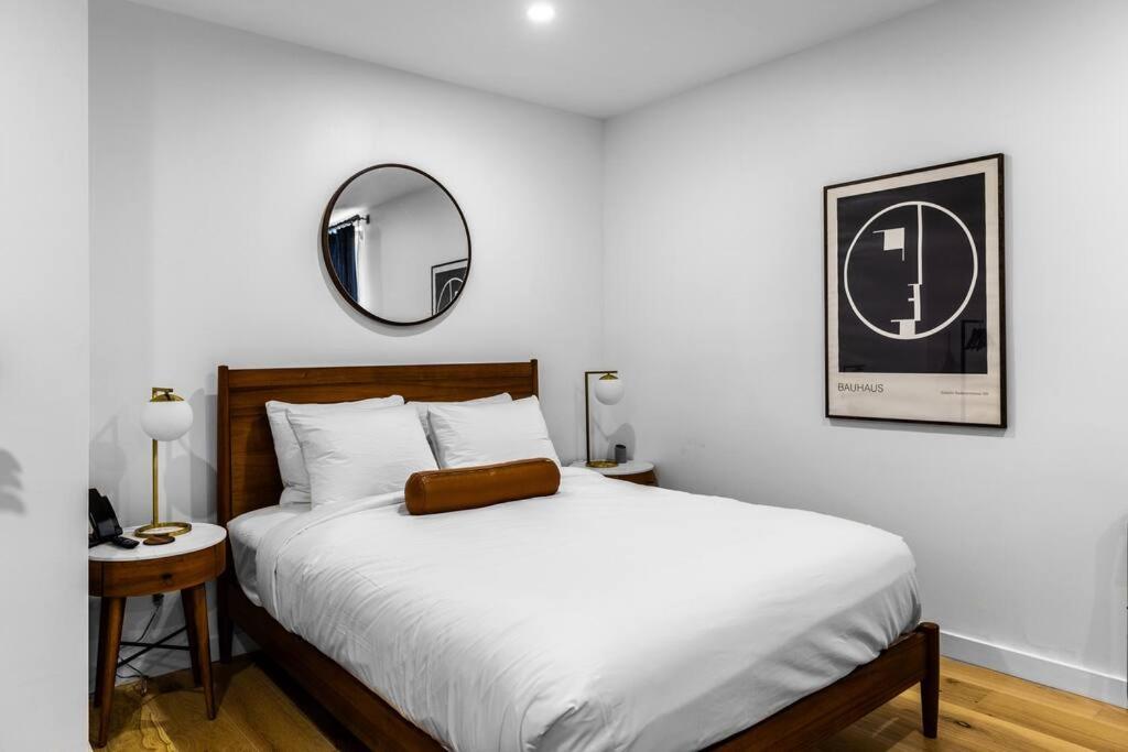 West Market Square, Coffee Shop, Fast Wifi, Downtown Room # 103 - B&B Bangor