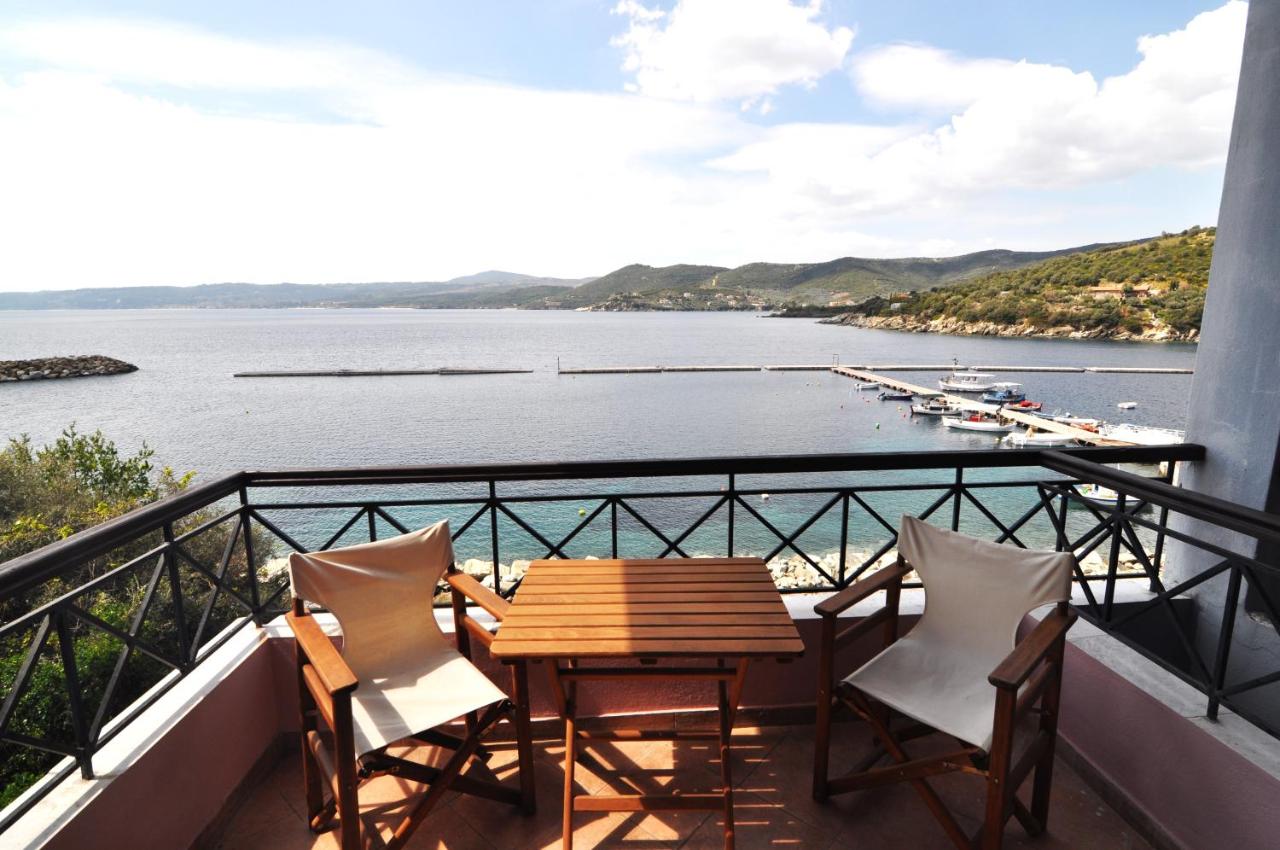 Zennova #42 Pirgadikia Sky & Sea Home - Ferienwohnung