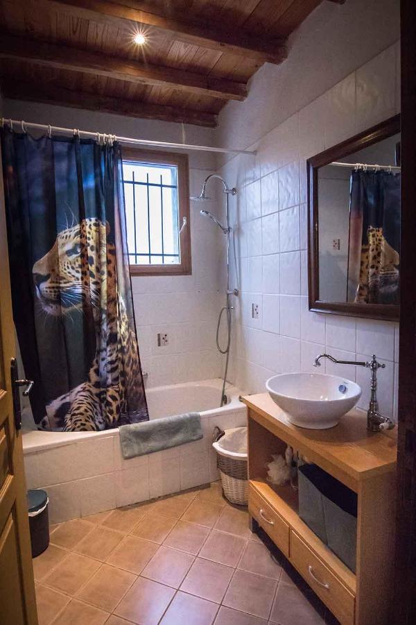 Deluxe Double Room with Extra Bed