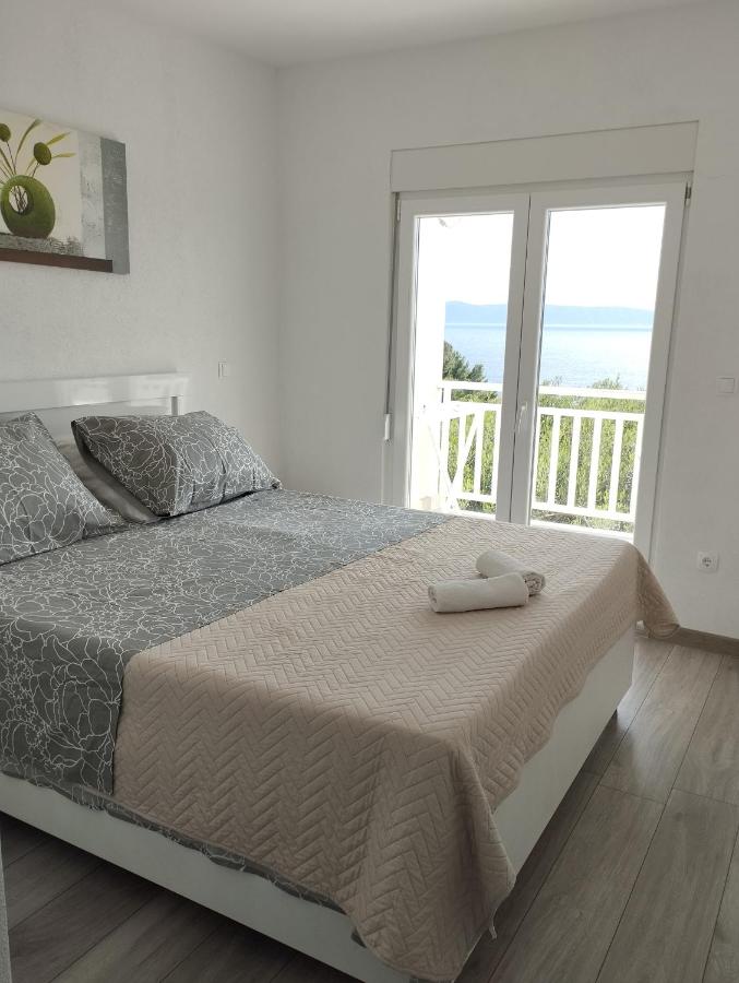 Two-Bedroom Deluxe Apartment
