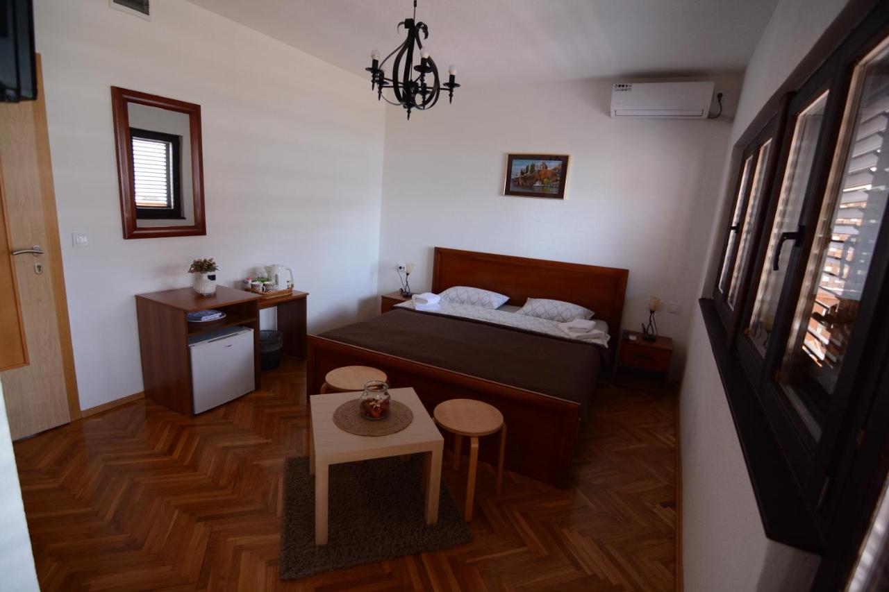 Double Room with Lake View