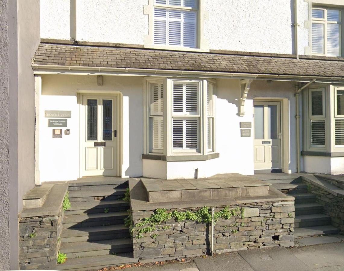Bridge House Cottage - Bed and Breakfast