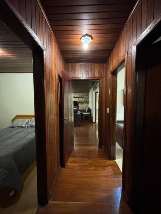 Charme e conforto na Montanha - Campos do Jordão próximo ao centro - Bed and Breakfast