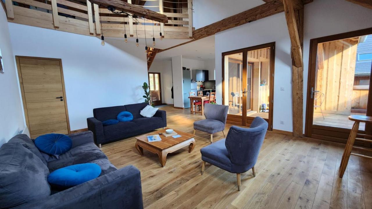 B&B Lathuile - maison de village - Bed and Breakfast Lathuile