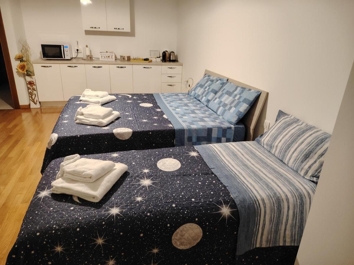 Deluxe Double Room (2 Adults + 1 Child)