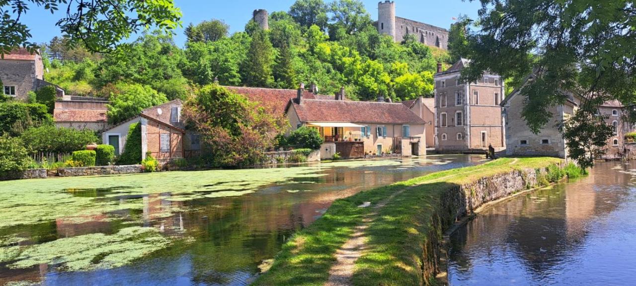 Ferme du 17ème siècle et jardin - B&B