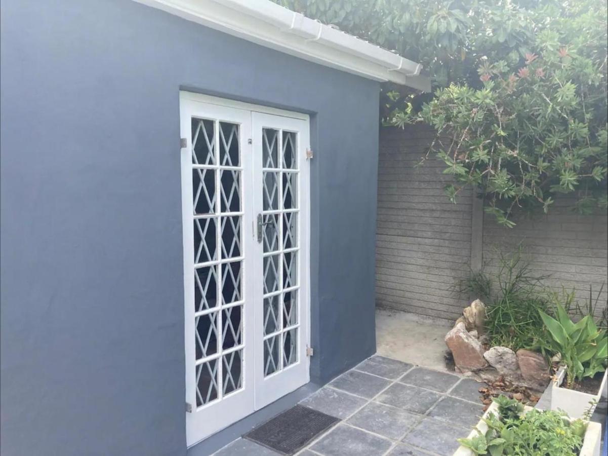 Tranquil Garden Cottage - Chambres d’hôtes