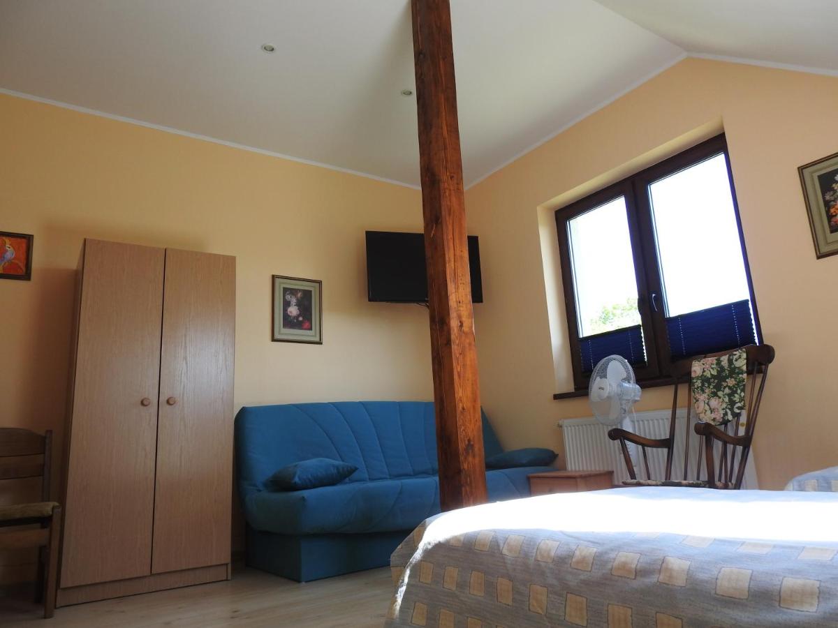 Dreibettzimmer mit eigenem Bad